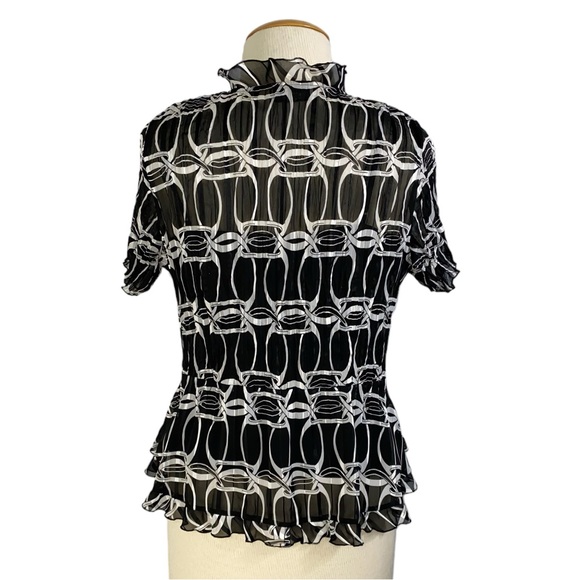 Lane Bryant 14/16 Sheer Tie Waist Ruffle Collar and Black Tank - Picture 4 of 7